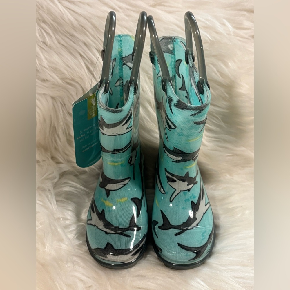 TROPIC SHARK LIGHTED PVC RAIN BOOTS-TEAL SIZE 5